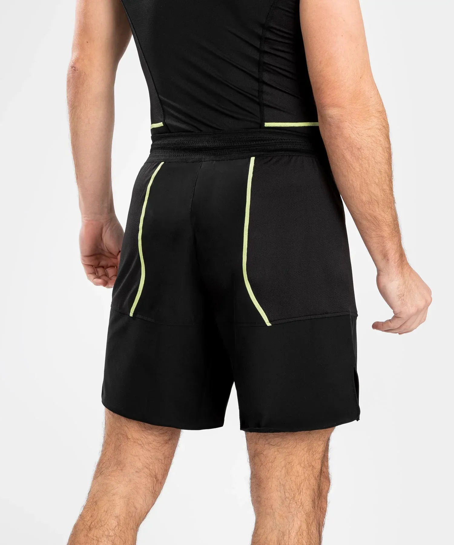 Fightshorts - Venum - 'Fusion 2.0' - Black/Yellow